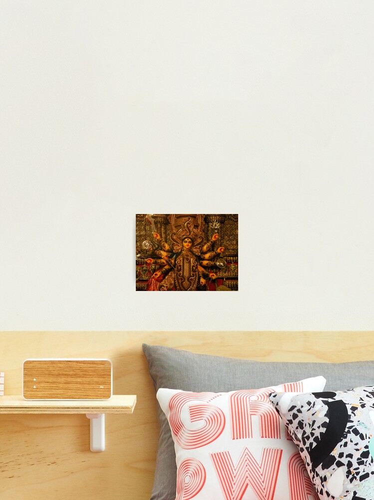 Aperçu 2 sur 3. Impression photo avec l'œuvre Devi Durga créée et vendue par reactdevelopers.