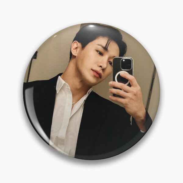 Artikelvorschau, Wonho von Monsta X entworfen und verkauft von Sabrina2808.