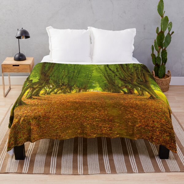 Item preview, Avenida de árboles, hojas cayendo designed and sold by HausmannArt.