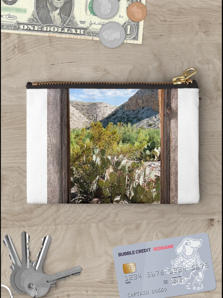 Imagen 3 de 4, Bolsos de mano con la obra Window, diseñada y vendida por The Studio Red.
