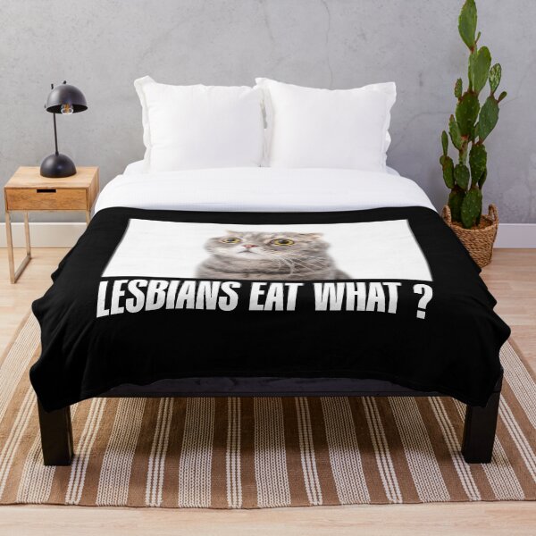 Item preview, ¿Las lesbianas comen qué? designed and sold by Vespertina Wonder.