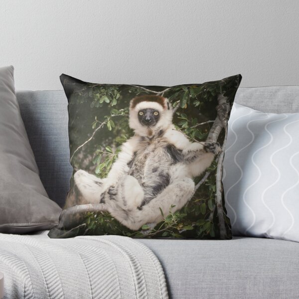 The sifaka will see you now Throw Pillow