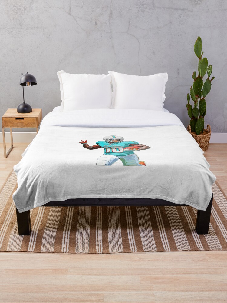 Tyreek Hill Dolphins Football Glossy Comforter for Sale by GaryAFani3000