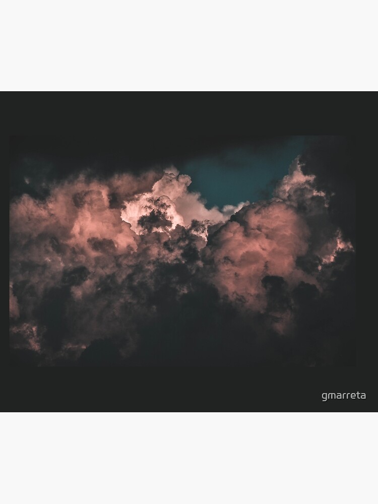Red Clouds by gmarreta