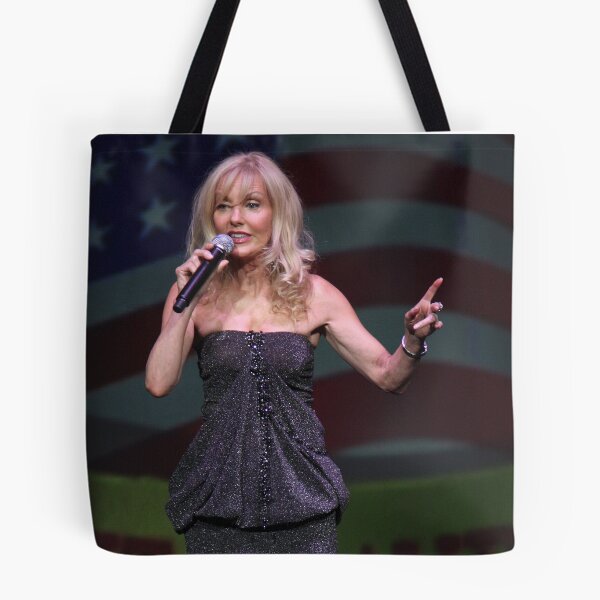 Item preview, Shelby Chong aka Shelby Fiddis - Photograph designed and sold by ConcertImages.