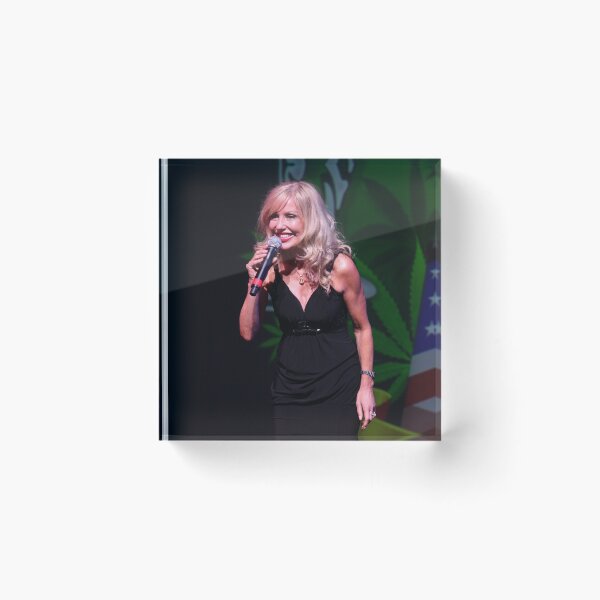 Item preview, Shelby Chong aka Shelby Fiddis - Photograph designed and sold by ConcertImages.