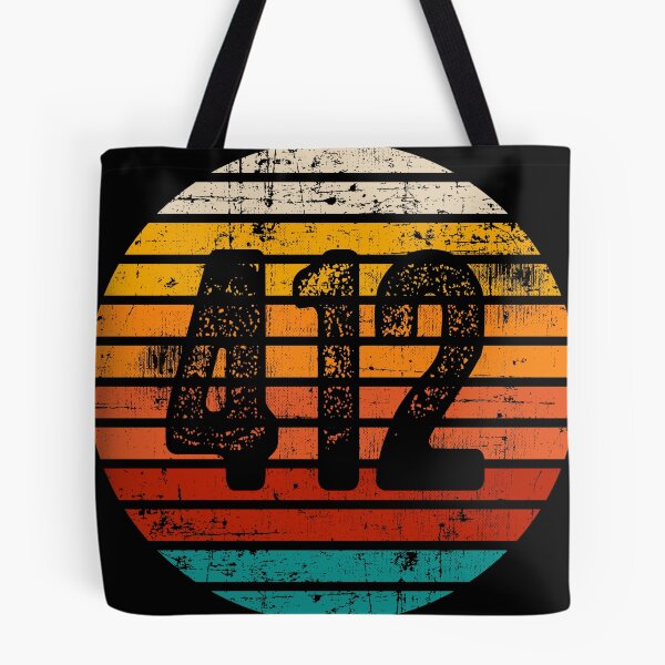 Aperçu de l'œuvre Coucher de soleil vintage en détresse 412 Indicatif régional créée et vendue par Gold Wings Tees.