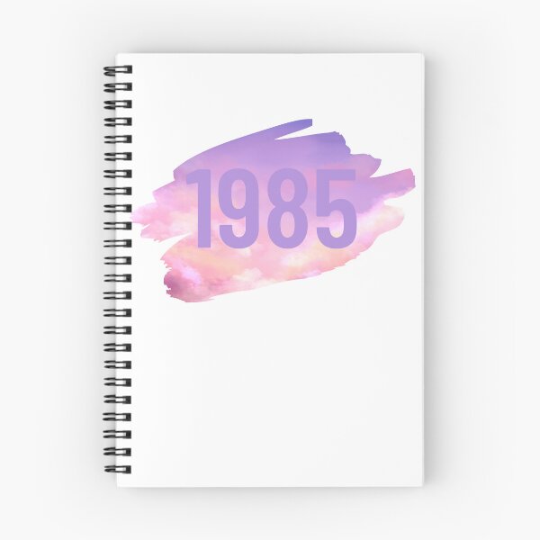 Aperçu de l'œuvre 1985 nuageux créée et vendue par ZoesAttic.