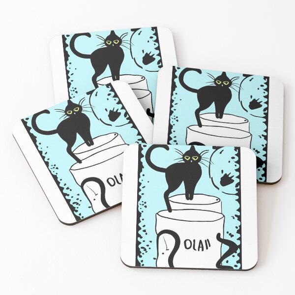 Aperçu de l'œuvre black Cat T-shirt 2023 créée et vendue par SociableAnimals.