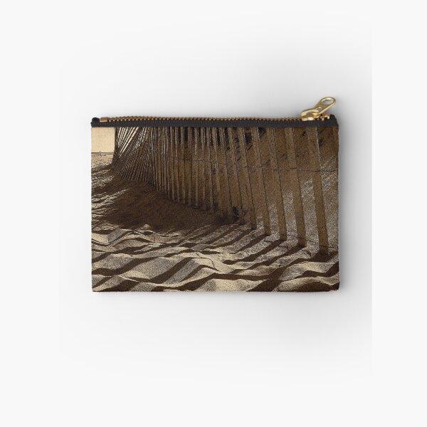 Aperçu de l'œuvre Comme des vagues dans les sables du temps créée et vendue par Susan Werby.