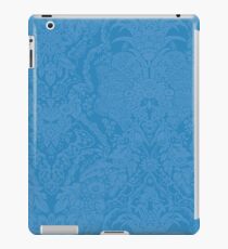 Verzaubertes italienisches blaues Muster iPad-Hülle & Klebefolie