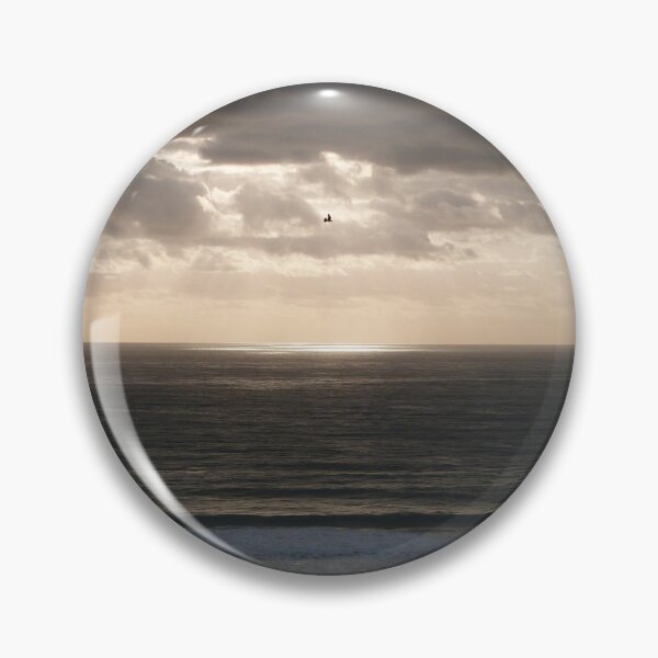 Item preview, Early Bird atrapa el tormentoso amanecer designed and sold by FangFeatures.