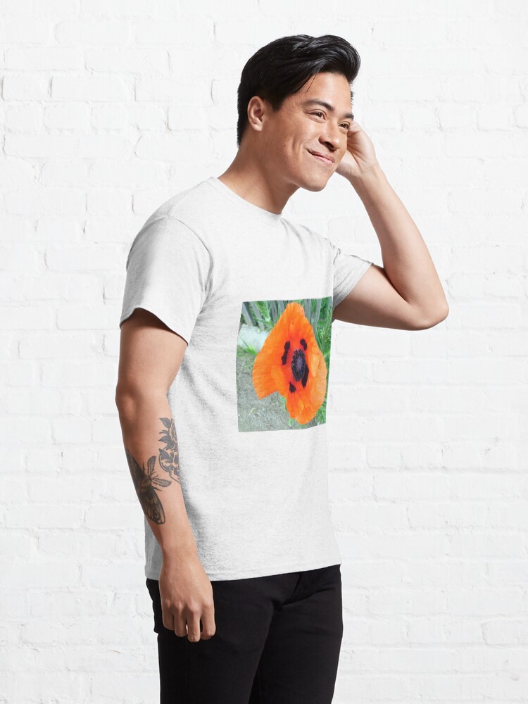Alternative Ansicht von Große Mohn-Blüte Classic T-Shirt