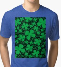 Camiseta de tejido mixto Un campo de trébol para el día de San Patricio