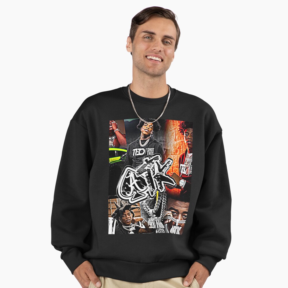 yungeen ace Pullover Sweatshirt
