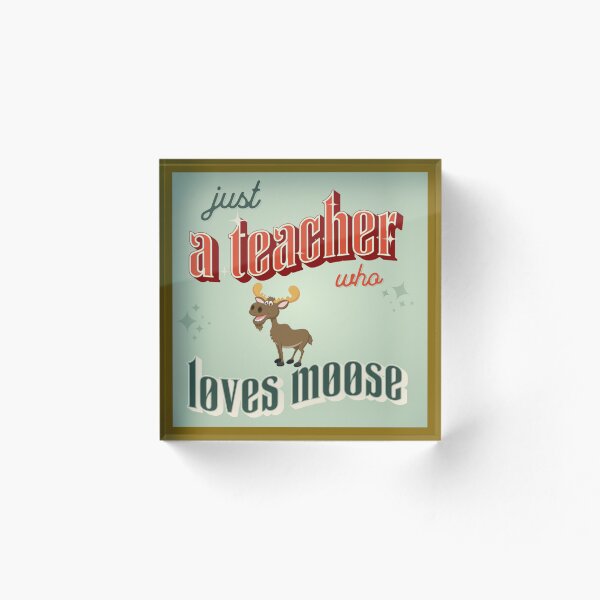 Item preview, solo un maestro que ama los alces designed and sold by Ahmed farouk.