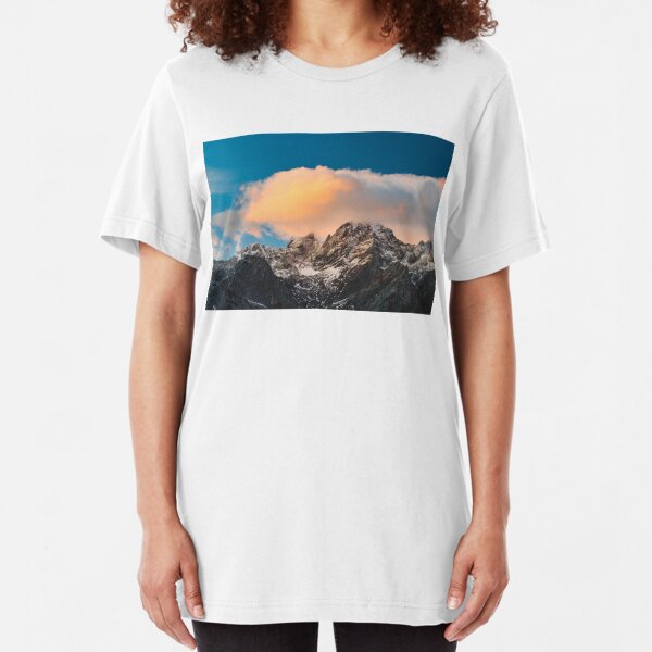 Burning clouds over the mountains Slim Fit T-Shirt