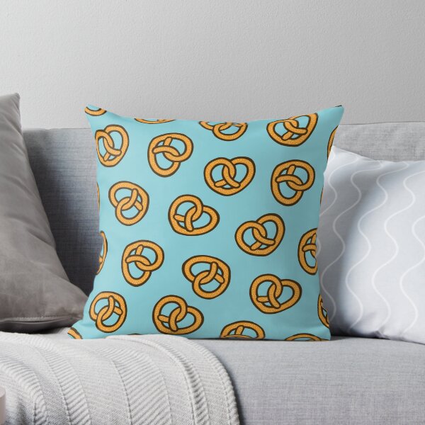 I Heart Pretzels Pattern Throw Pillow