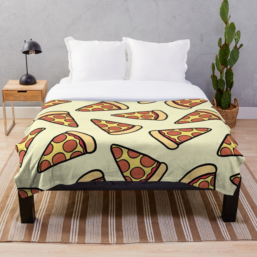 Pepperoni Pizza Pattern Throw Blanket