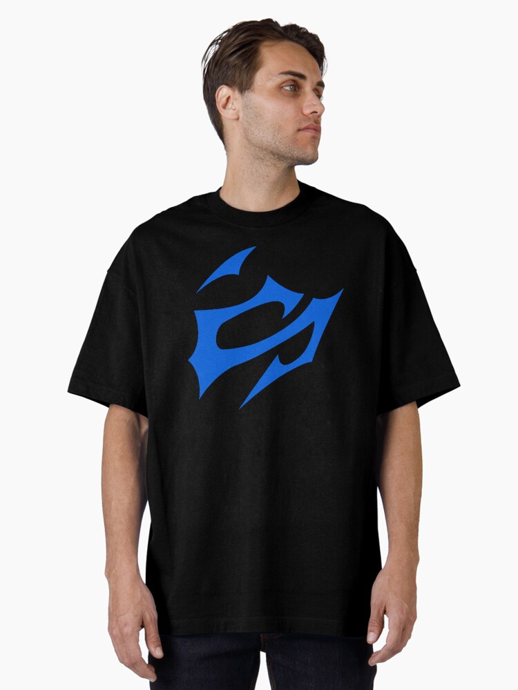 Aperçu 1 sur 7. T-shirt oversize avec l'œuvre Logo de Celty Sturluson créée et vendue par Rankeaocm.