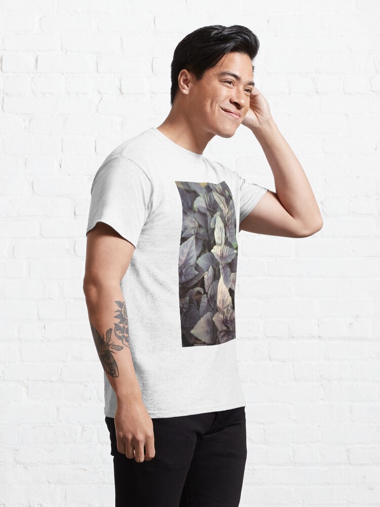Alternative Ansicht von Rotes Basilikum Classic T-Shirt