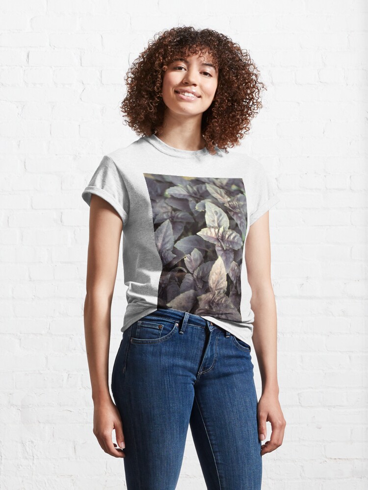Alternative Ansicht von Rotes Basilikum Classic T-Shirt