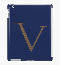 Smart Wizard Sweater - V iPad Case/Skin