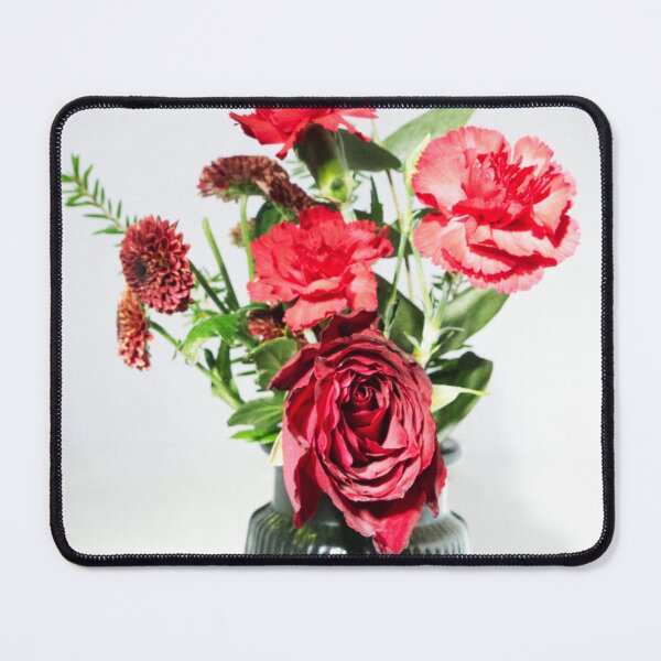 Item preview, 1410091 Red flowers in ribbed vase designed and sold by jalfc46.