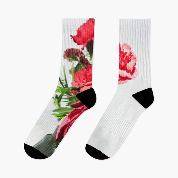 Item preview, 1410091 Red flowers in ribbed vase designed and sold by jalfc46.