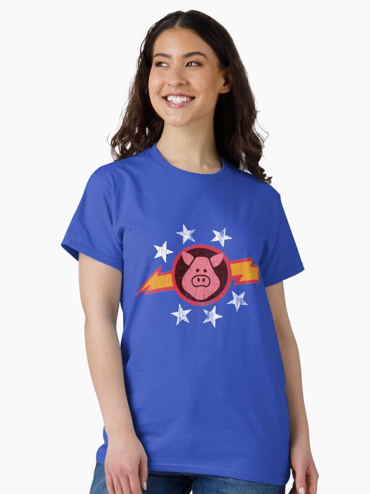 Aperçu 2 sur 7. T-shirt classique avec l'œuvre Cochons Vintage dans l'espace créée et vendue par BrokenHorn.