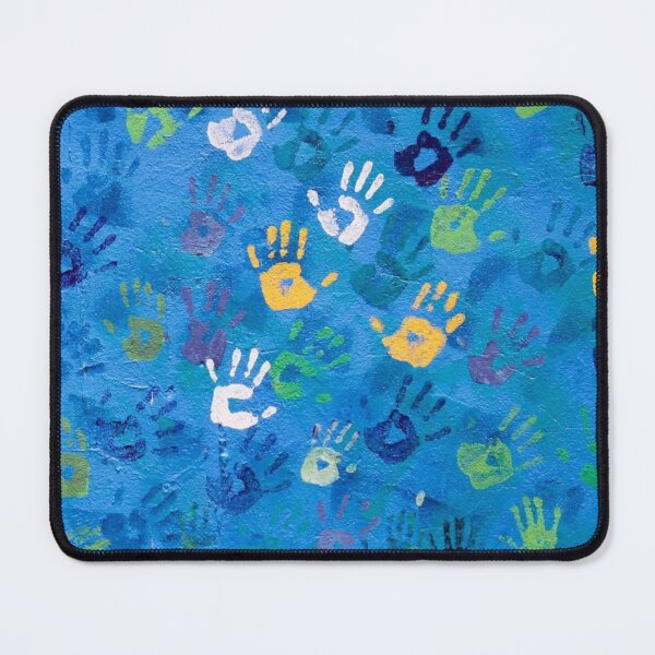 Artikelvorschau, Kinderzimmer mit Waldmotiven - bunter Handabdruck auf blauer Wand entworfen und verkauft von ismdesigner.