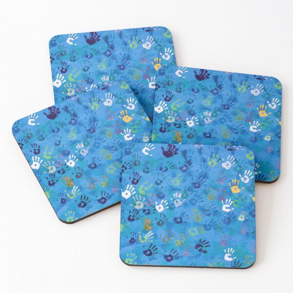 Artikelvorschau, Kinderzimmer mit Waldmotiven - bunter Handabdruck auf blauer Wand entworfen und verkauft von ismdesigner.