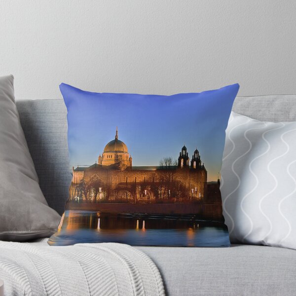 Artikelvorschau, Galway Cathedral bei Nacht entworfen und verkauft von JoeTravers.