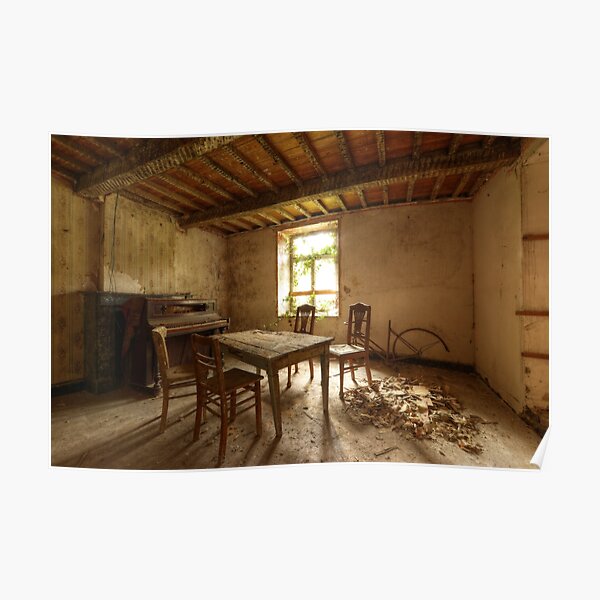 Maison Saraphine Poster