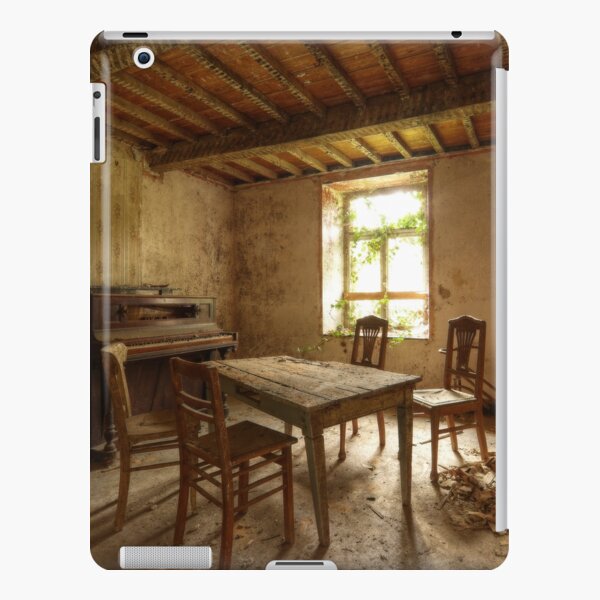Maison Saraphine iPad Snap Case