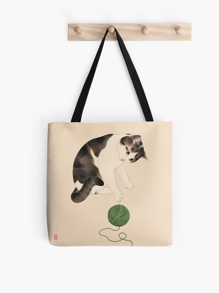 Cat Plays with Yarn Tote Bag