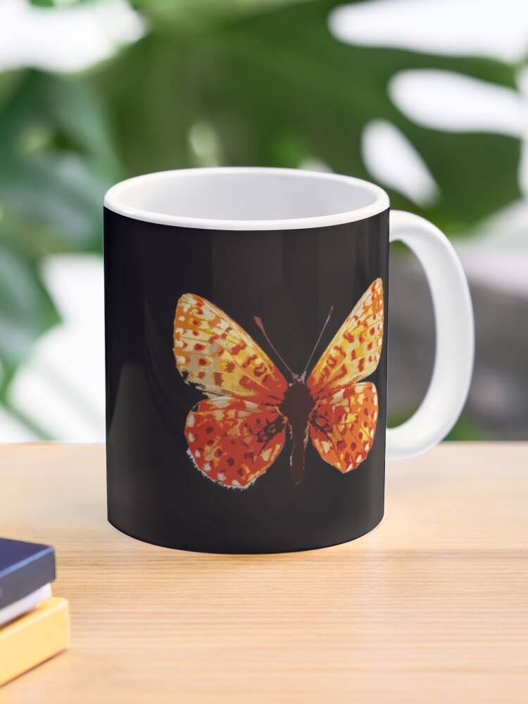 Pretty Butterfly Pattern Travel Mug