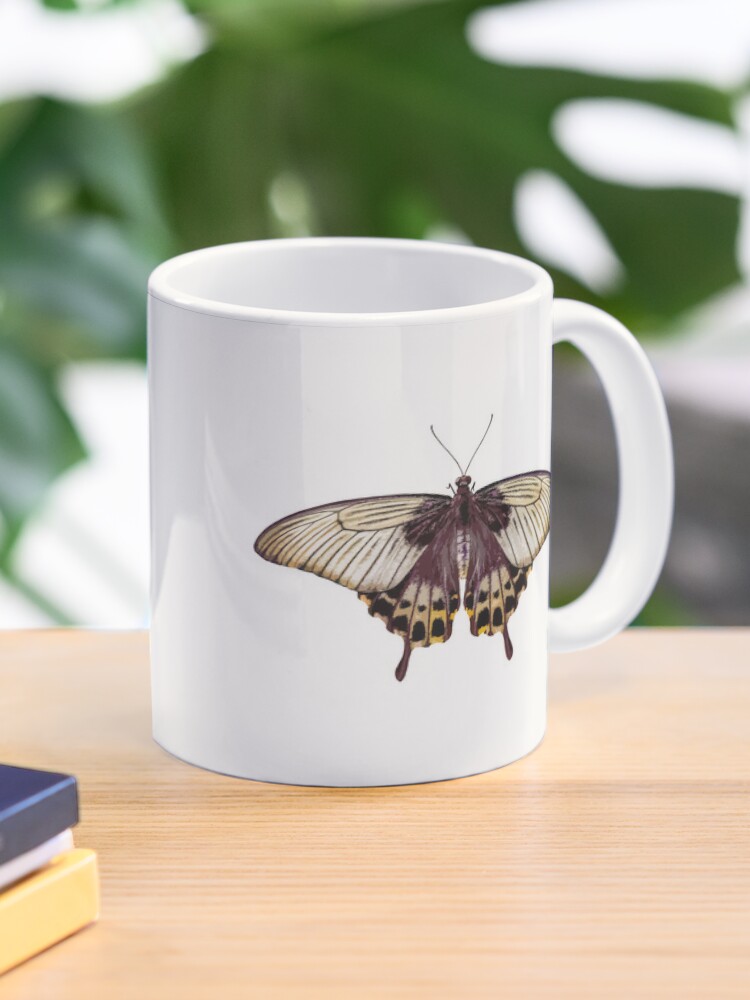 Pretty Butterfly Pattern Travel Mug