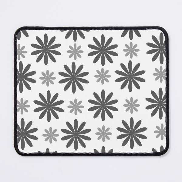 Item preview, Margaridas cinzas vintage designed and sold by GirlaineSQ.