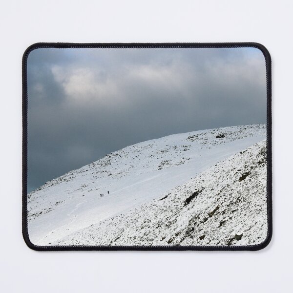 Artikelvorschau, schneebedeckter Berg entworfen und verkauft von KathleenDawson.