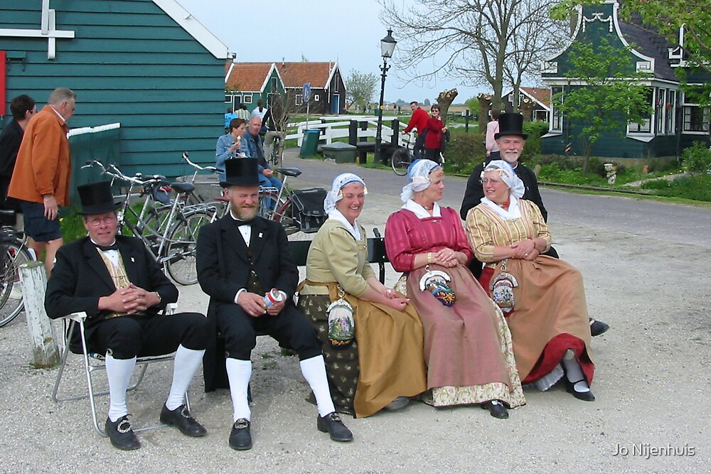 holland traditional costume