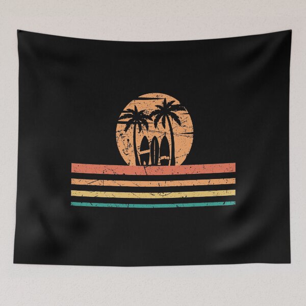 Artikelvorschau, Surfbrett Retro Vinatge mit Sonnenuntergang und Palme für Surfer und Surfliebhaber entworfen und verkauft von Thecitiesstore.