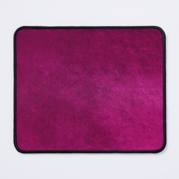 Vista previa del artículo con la obra «Patrón de textura de lujo de terciopelo magenta», diseñado y vendido por ReneMagritteArt.