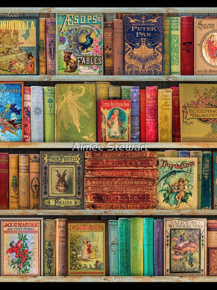 A Daydreamer's Book Shelf by Foxfires
