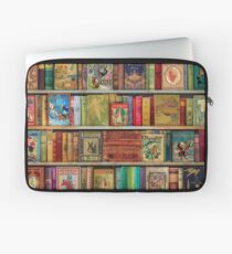 A Daydreamer's Book Shelf Laptop Sleeve
