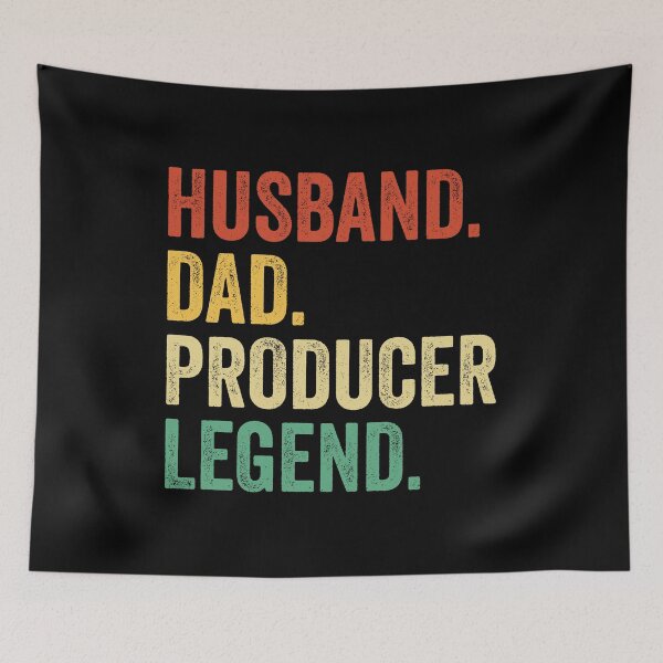 Item preview, Marido papá productor Legend Shirt, productor del Día del Padre Regalo, productor papá camisa para marido, productor regalo para él designed and sold by Dogs Geeky⭐⭐⭐⭐⭐.