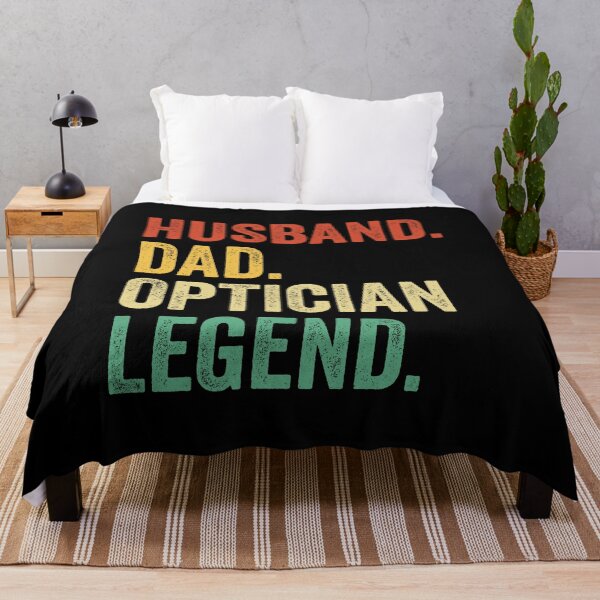 Artikelvorschau, Ehemann Papa Optiker Legende Shirt, Vatertag Geschenk Optiker, Optiker Papa Shirt für Ehemann, Optiker Geschenk für ihn entworfen und verkauft von Dogs Geeky⭐⭐⭐⭐⭐.