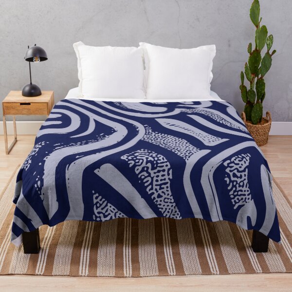 Aperçu de l'œuvre Nil, Design Géométrique En Lilas Et Bleu. créée et vendue par I-Desire.