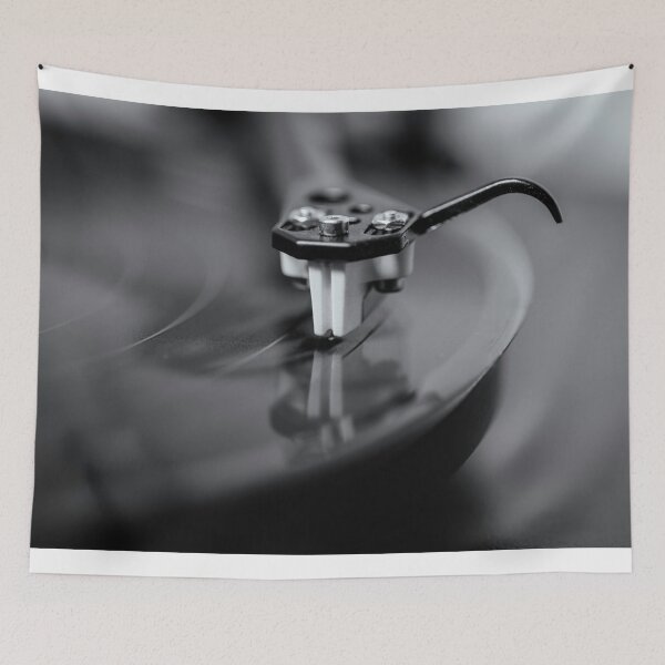 Item preview, Ponga la aguja en el registro designed and sold by scoob100.
