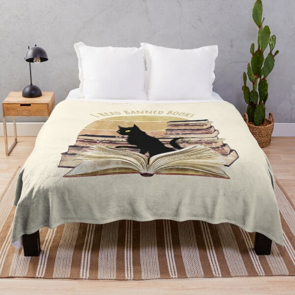 Artikelvorschau, Schwarze Katze, die verbotene Bücher liest, Aquarell-Sonnenuntergangsstil, Blumen, die aus Buch-, Katzen- und Buchliebhabern wachsen entworfen und verkauft von Collagedream.